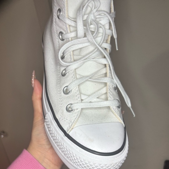 Converse Women’s Chuck Taylor All-Star Platform - Picture 10 of 15